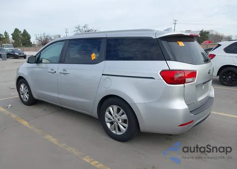 2015 Kia Sedona Lx z USA, uszkodzony, nr VIN KNDMB5C18F6045965